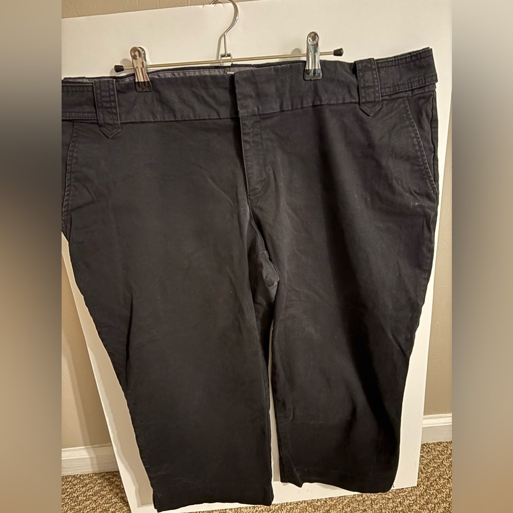 Old Navy Black Chinos Versatile Everyday Wear